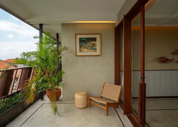 The Kemilau & Bali Hotel 3*