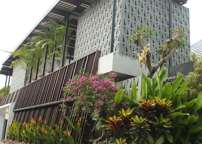 The Kemilau & Bali