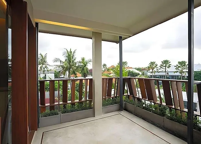 The Kemilau & Bali Hotel